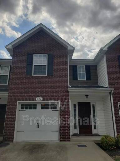 Main picture of 609 Bonneville Ln