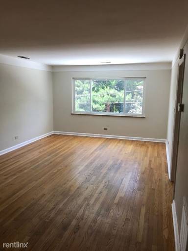 Main picture of 2047 S Milwaukee St