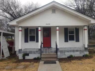 Main picture of 2409 Hoitt Ave
