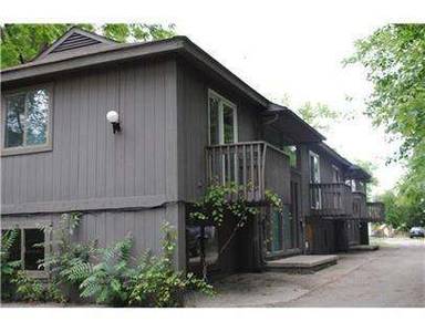 Main picture of 207 N Summit St