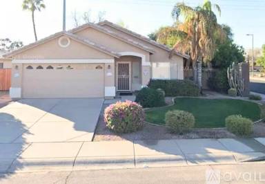 Main picture of 4103 E Princeton Ave