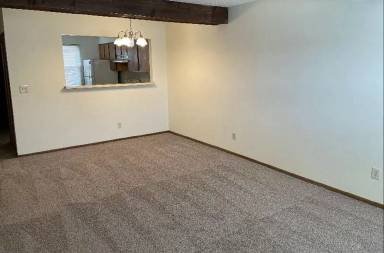 Main picture of 8530 Bloomington Ave