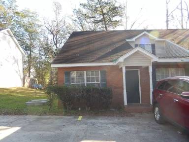 Main picture of 595 Fulton Rd