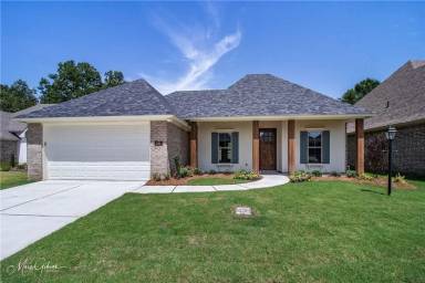 Main picture of 231 Acadiana Creek Dr