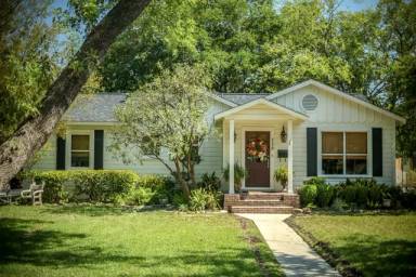 Main picture of 134 Irvington Dr