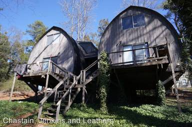 Main picture of 1453 Barnett Shoals Rd