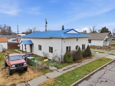 Main picture of 5111 N Stone St