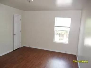 Main picture of 290 American Ave