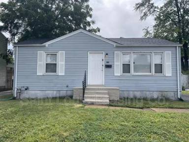 Main picture of 230 Saint Ferdinand St