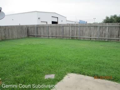 Main picture of 104 Jocelyn Cir
