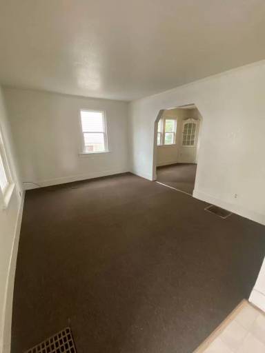 Main picture of 2819 Fox Ave