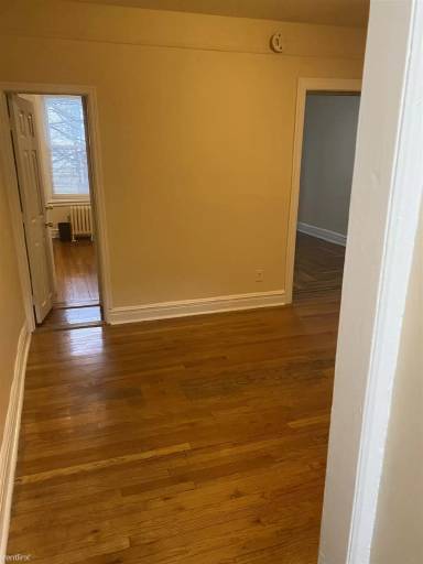 Main picture of 6264 Saunders St