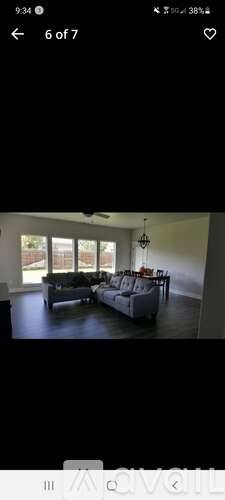 Main picture of 1362 Arrow St