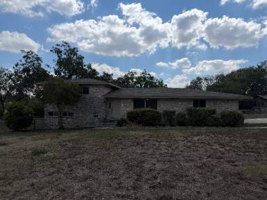 Main picture of 1236 E Live Oak Rd