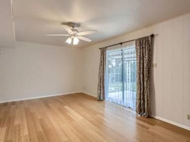 Main picture of 9827 Gemini Dr