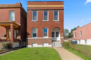 Main picture of 3241 Pennsylvania Ave