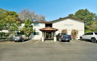 Main picture of 711 Eberhart Ln