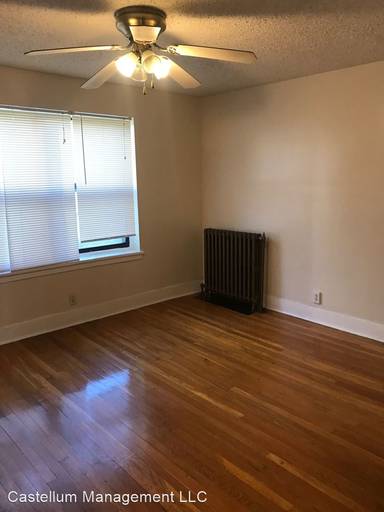 Main picture of 372 Winspear Ave