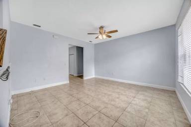 Main picture of 143 Alexander Woods Dr