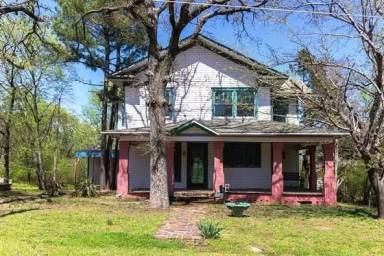 Main picture of 337 W Court St