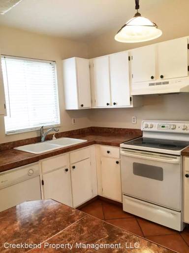 Main picture of 251 Apache Dr