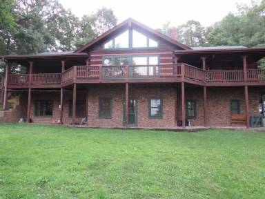 Main picture of 335 Evans Rd