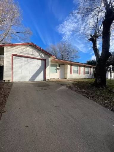 Main picture of 12009 Bellafonte Dr
