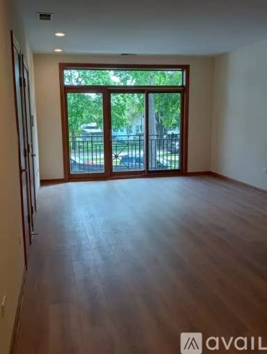 Main picture of 6811 W Raven St