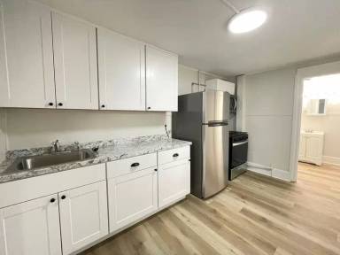 Main picture of 49 Pennacook St