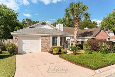 Main picture of 3510 Silvertree Ln