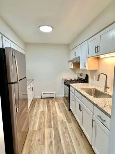 Main picture of 65 Beaver St