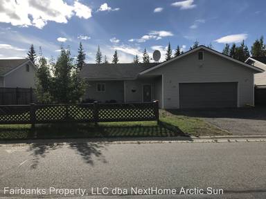 Main picture of 831 Shellinger St