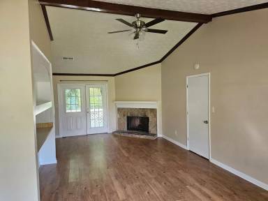 Main picture of 2155 Newbury Rd