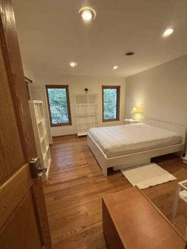 Main picture of 1611 Oakengate Ln