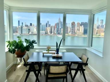 Main picture of 53 Center Blvd Lic