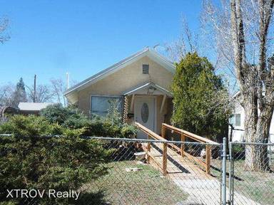 Main picture of 335 S Linden St