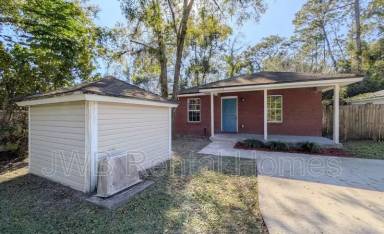 Main picture of 7938 Pipit Ave