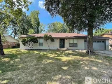 Main picture of 1501 Dovecote Ln