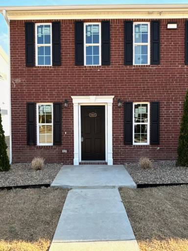 Main picture of 410 NE 3rd St