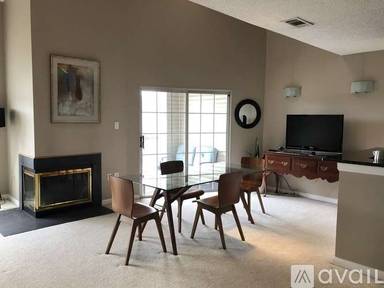 Main picture of Hillwood Condominiums