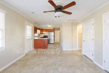 Main picture of 922 Wedgewood Ave