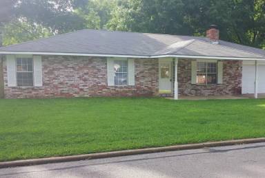 Main picture of 2225 S Emma Ave