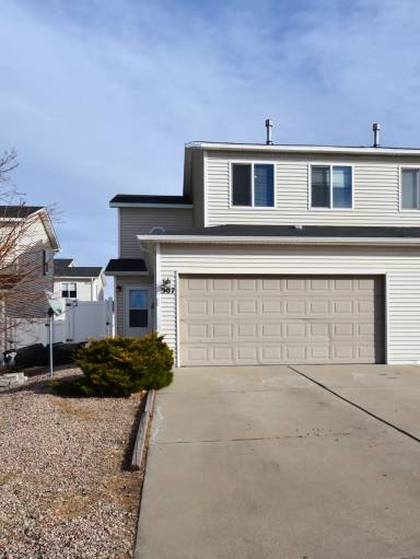 Main picture of 315 Arkel Way