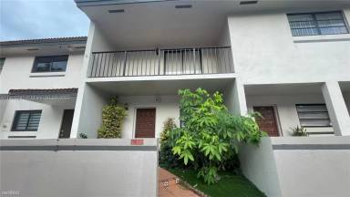 Main picture of 13404 SW 62nd St