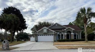 Main picture of 2126 Hovington Cir W