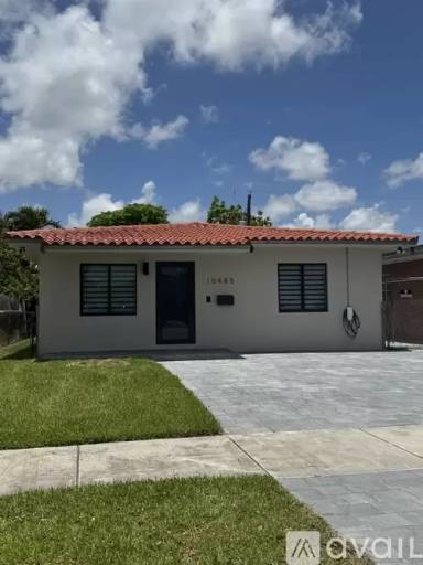 Main picture of 10485 SW 26th Ter