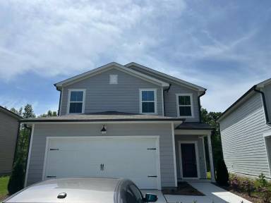 Main picture of 1482 Rhodes Pond St