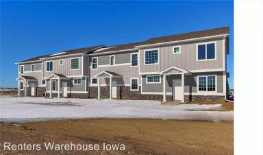 Main picture of 270 NW Common Pl