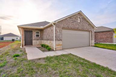 Main picture of 11920 Annette Dr