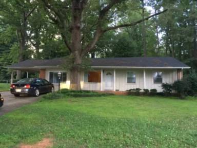 Main picture of 617 Old Farm Rd